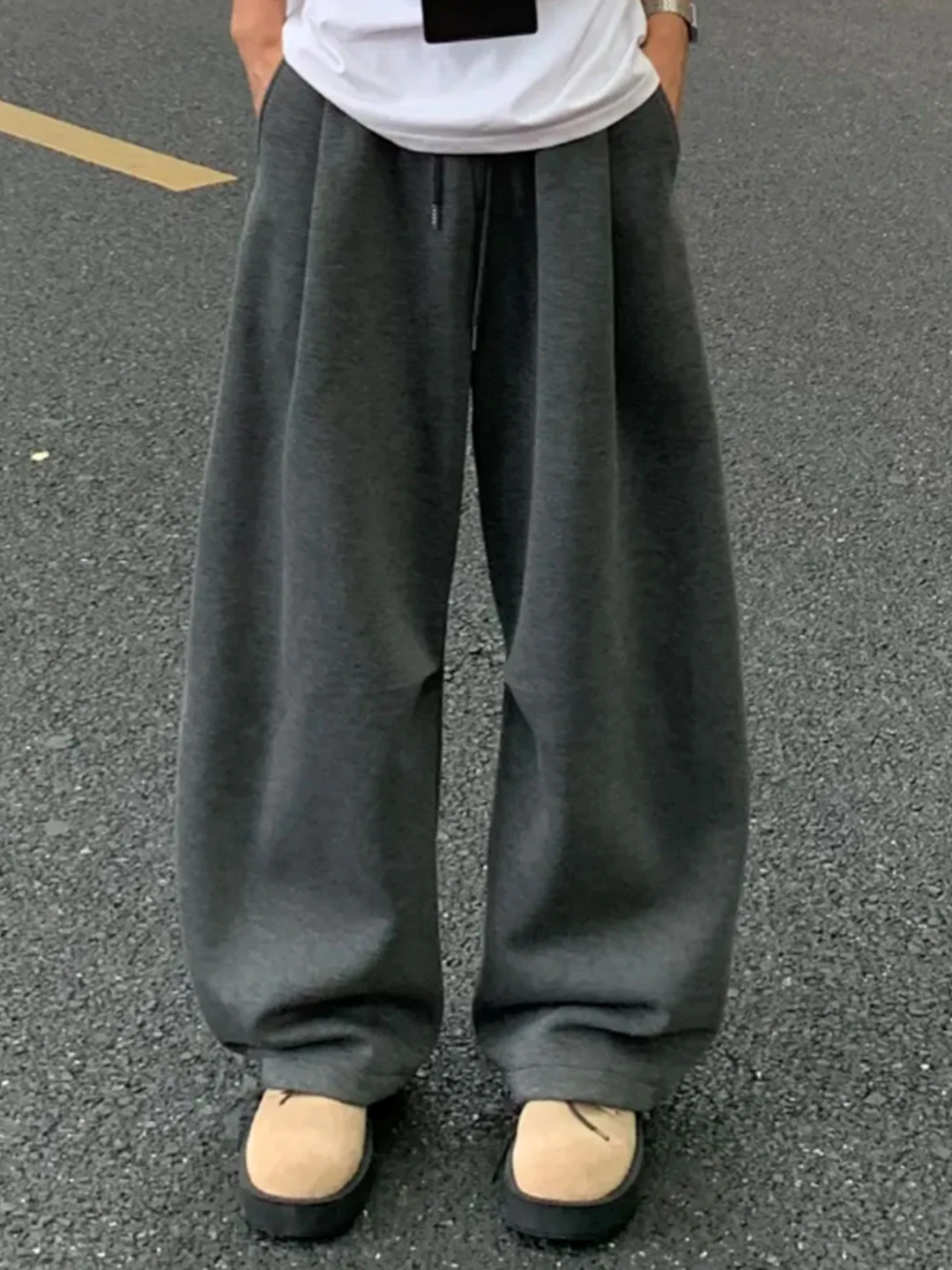 

ey Deconstructed Sport Pants Men Women Autumn Lazy Loose Wide Leg Knife Pants Micro Flared Pleated Straight Leg Pants