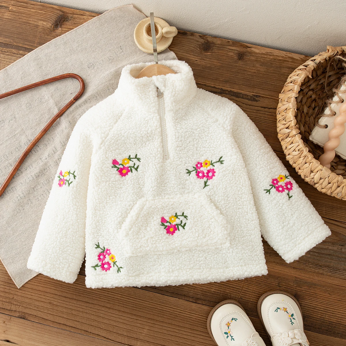 Baby Clothing Embroidery - Herfst- en winterkleding voor meisjes, lamswollen