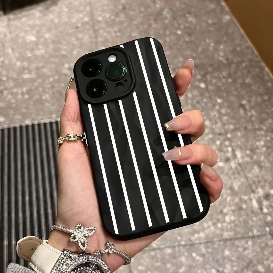 Черно-белый полосатый минималистичный чехол для телефона INS для iPhone 17 Air 16 15 14 13 12 11 Pro Max Plus X XR XS 7 8 Мягкий силиконовый чехол