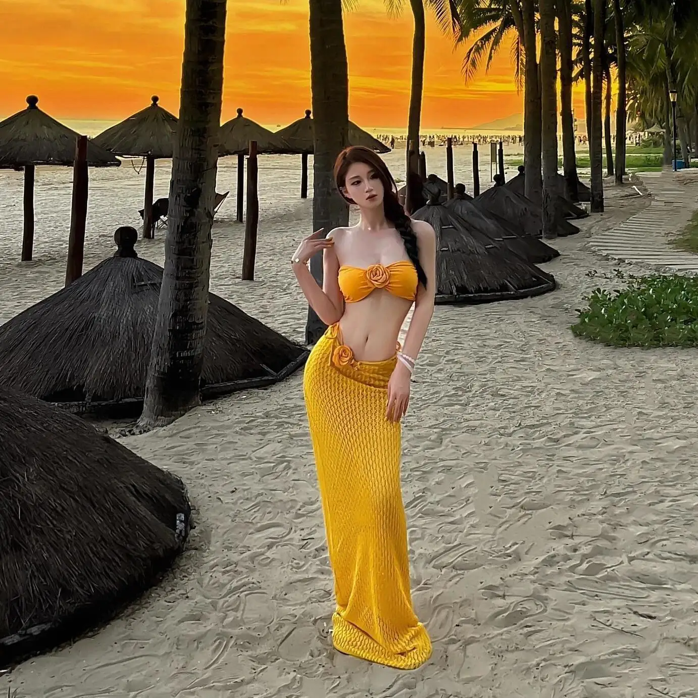 

Summer Sexy Strapless Bikini with Floral Pattern for Thailand Island Vacation Long Dress Cover-Up Split Swimsuit for Photoshoot