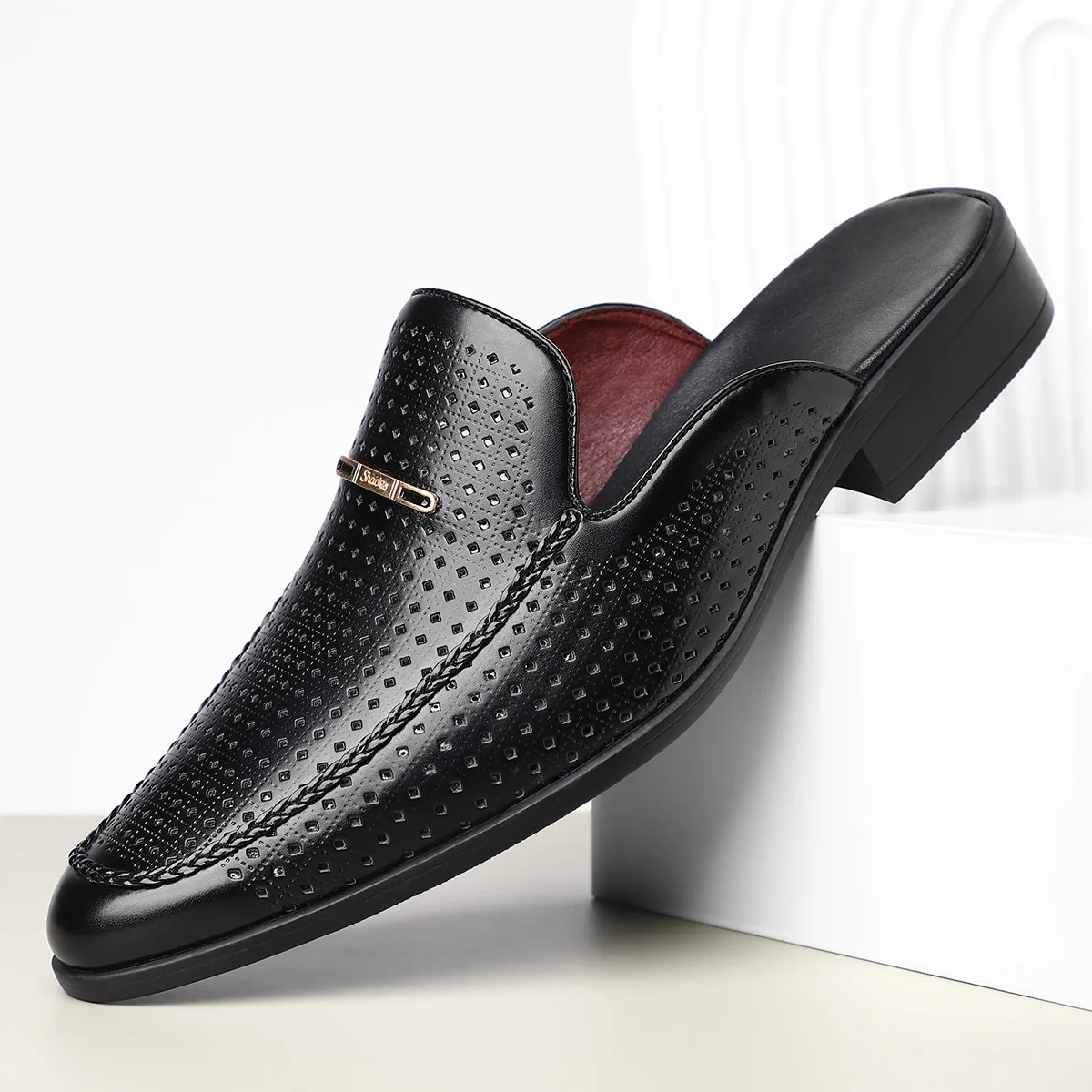 

Men's Baotou Half Slippers Summer Hollow Out Breathable Casual Sandal Patent Leather Mules Slippers for Men Business Half Slides