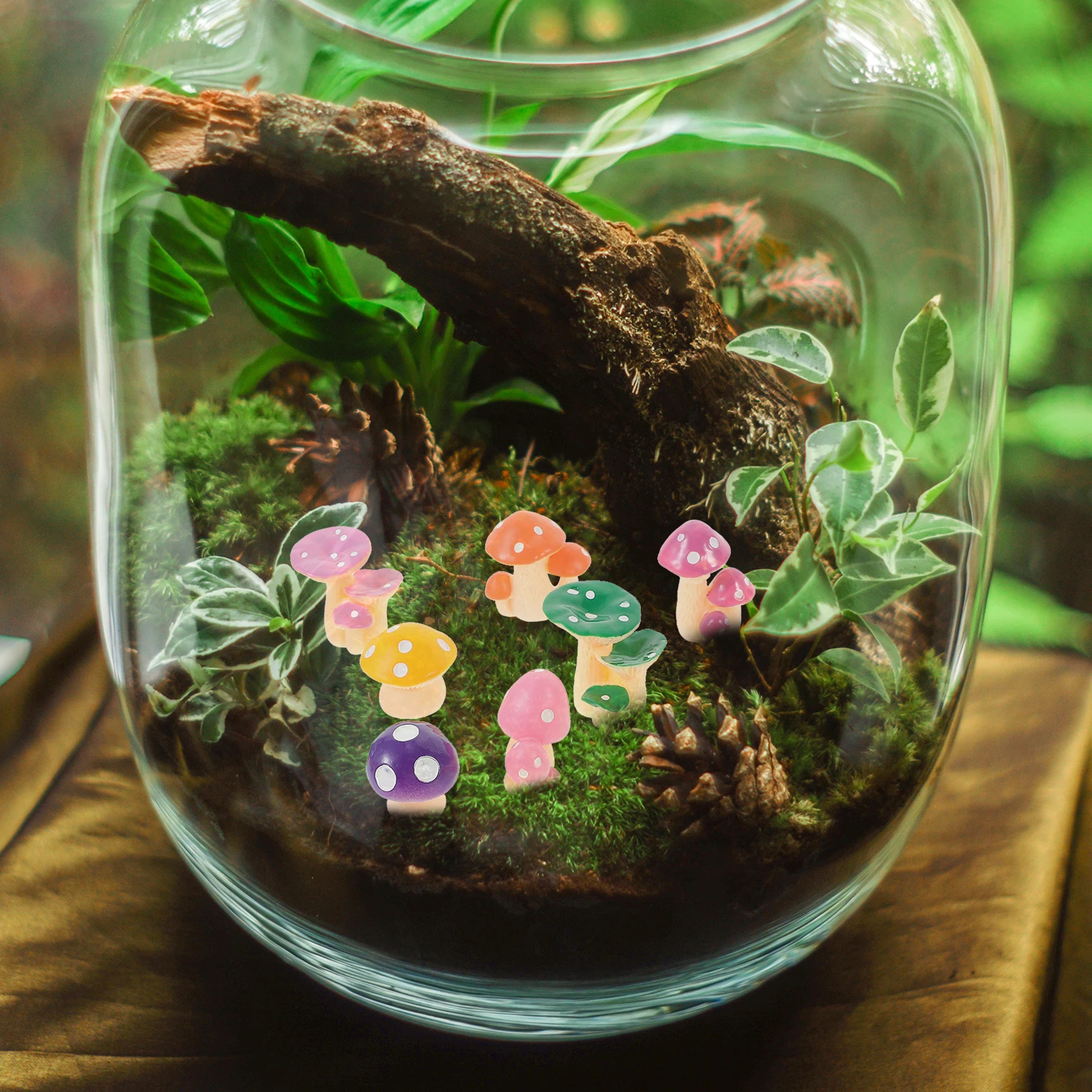 

1 set Simulated Mushroom Resin Decorations Realistic Miniature Fairy Garden naments Statue Home Aquarium Bonsai Cake