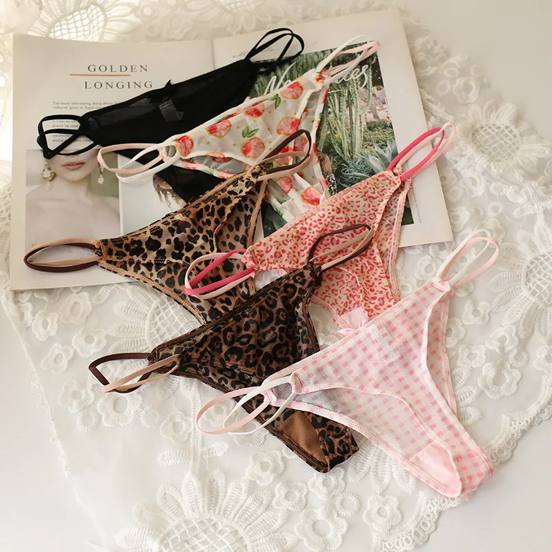 유럽과 미국의 메쉬 끈 T 바지 섹시한 투명 레오파드 인쇄 핑크 귀여운 여성 속옷 낮은 허리 소녀