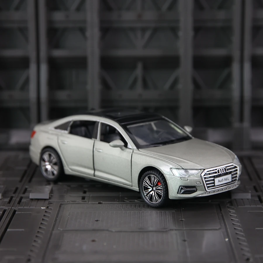 

1: 32 A6L alloy car model doors and hood trunk can be opened suitable for collection and as a birthday gift for friends