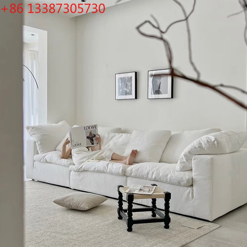 Divano in lino semplice stile wabi color crema moderno e integrato nordico