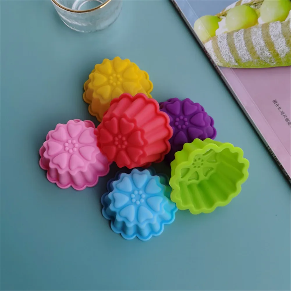 1 pz 5CM colore rosa fiore stampo per Cupcake luna torta Muffin budino antiaderente resistente al calore creativo stampi da forno in Silicone