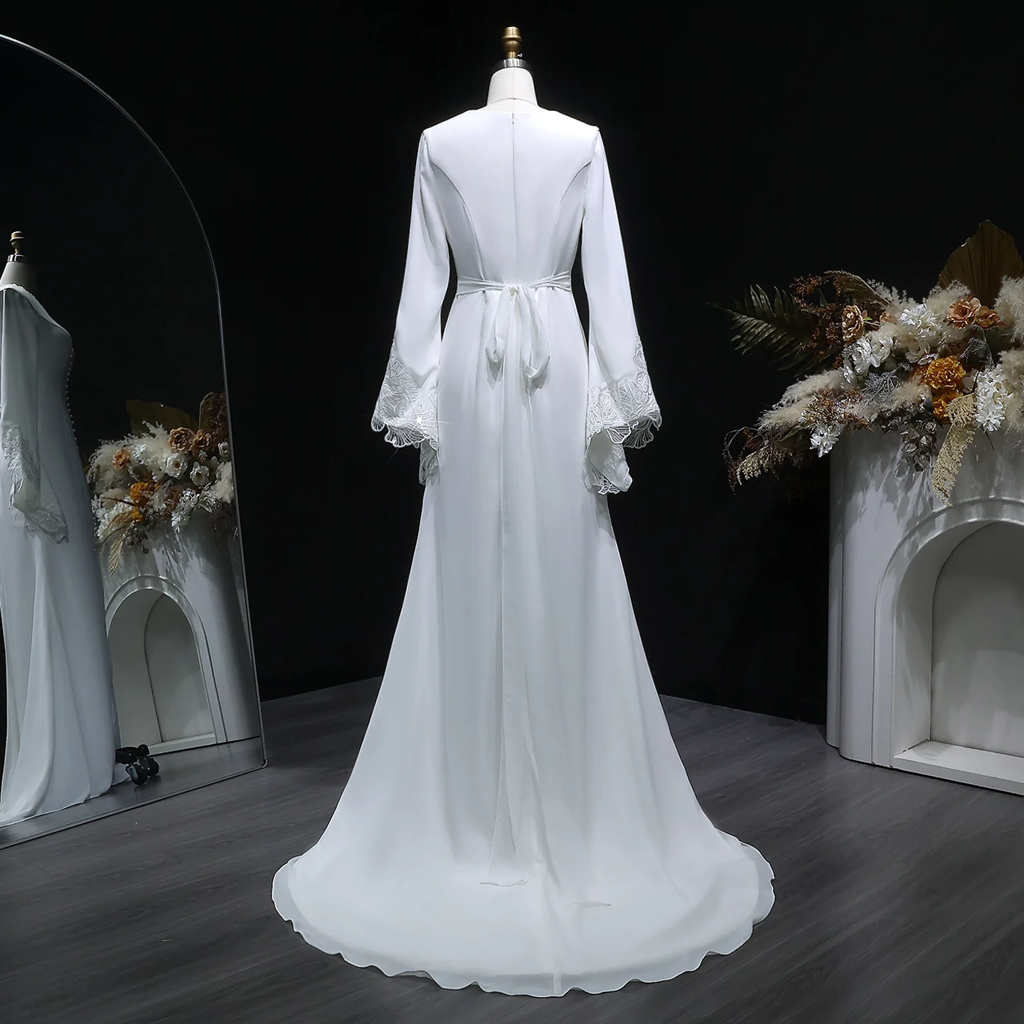 Sheer Fairy Wedding Dresses Elegant Mermaid V Neck Chiffon Appliques Dubai Pearls Engagement Gowns with Slit SW584 Customized