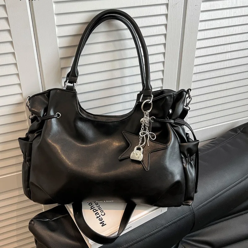 

Большая вместительная сумка-тоут для женщин, сумка на одно плечо, минималистичный стиль, плиссированная сумка подмышки на шнурке, уникальный стильный дизайн