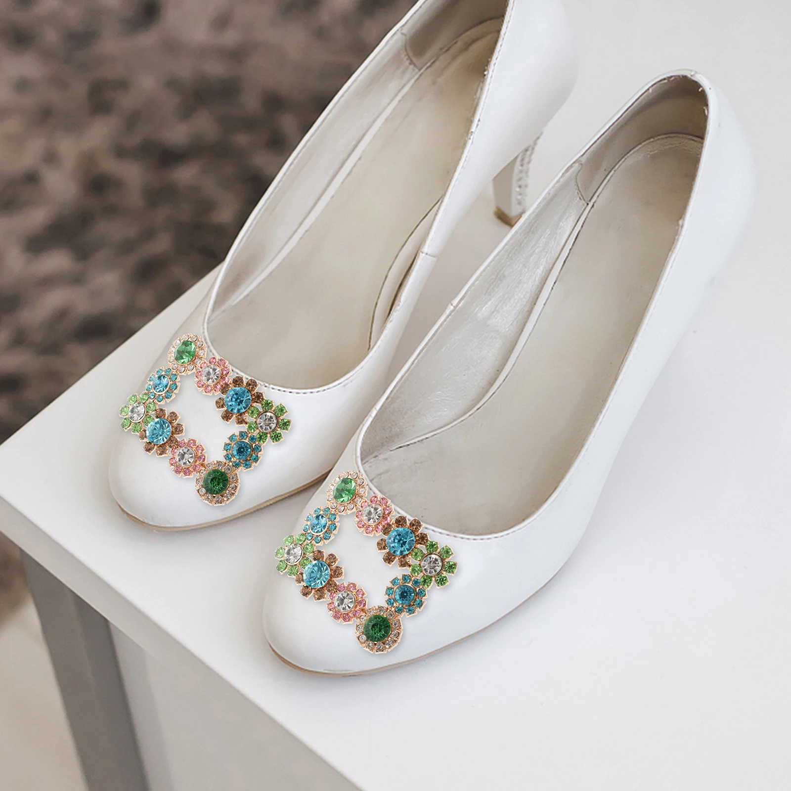 

2 Pcs Rhinestone Shoe Clips Crystal Buckles for Women Wedding Bridal Shoes Accessories Jewelry Pump Party Sandals Decor