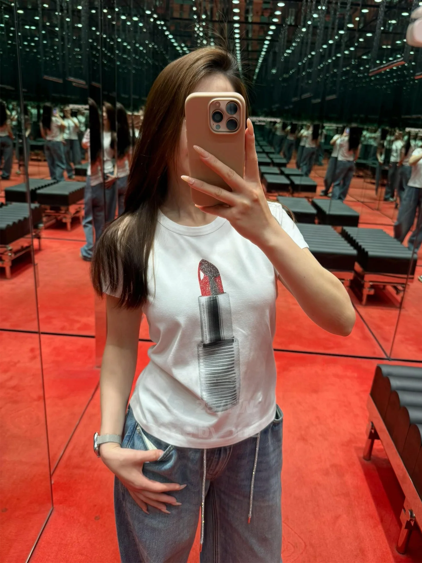 

Женская хлопковая футболка Slim Fit с коротким рукавом, круглым вырезом, буквенным принтом и блестками, повседневный стиль, весна-лето, новинка