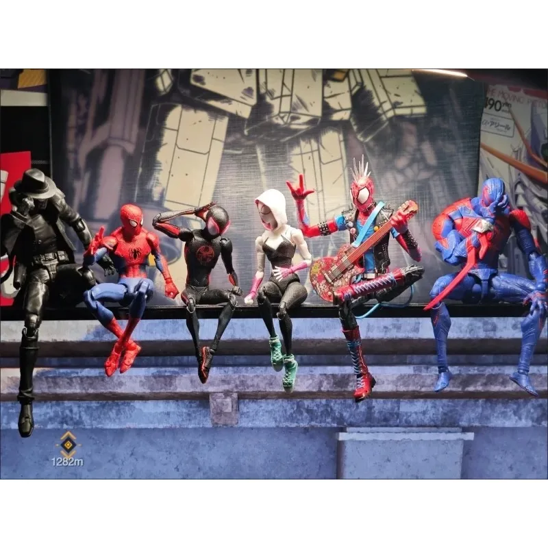 Original Bandai S.H.Figuarts Anime Figur Spider-Punk Actionfiguren GK Figur Spider-Man Hobby Across The Universe Modellspielzeug