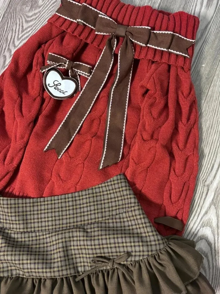 Pulover Rajutan Merah Lengan Panjang Bahu Terbuka Pita + Rok A-line Renda Pinggang Tinggi Y2k Set Dua Potong Baru Musim Semi Musim Gugur