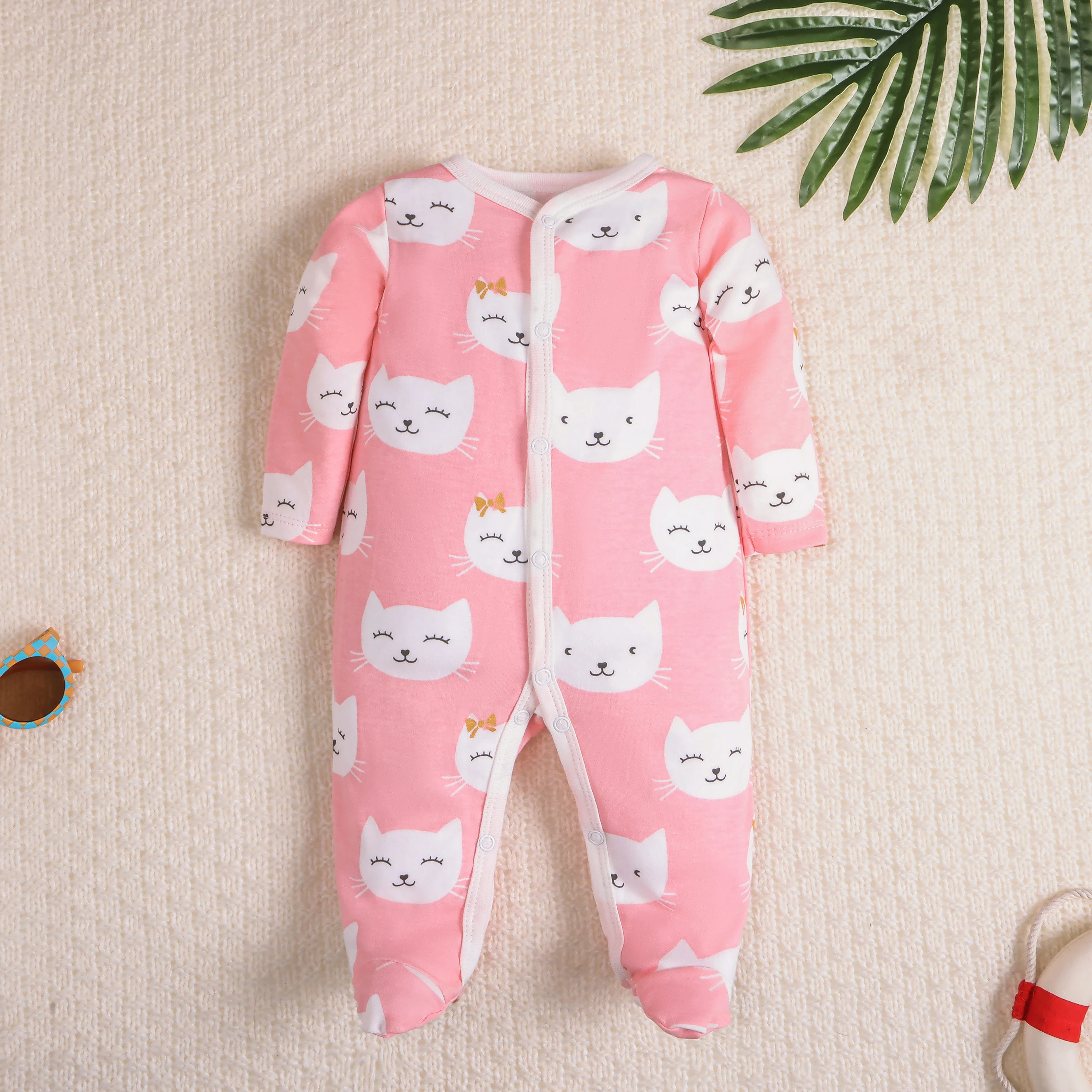 

Cozy Long Sleeve Footed Onesie for Newborns, Infant's Clothing, Soft Baby Clothes Romper.