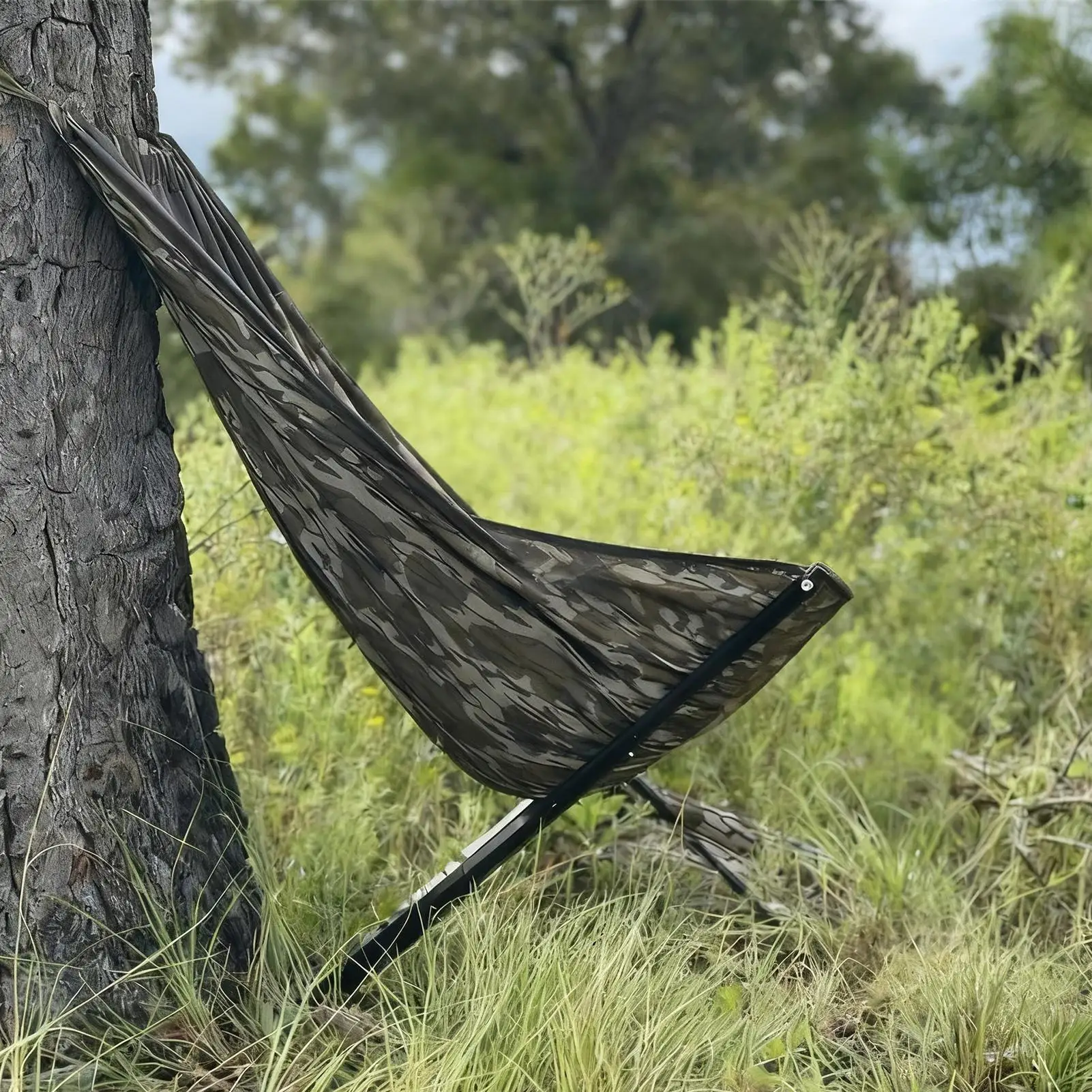 

Portable Folding Low Chair Compact Foldable Hammock Seat Lightweight for Adults, Camping Backpacking Beach Garden