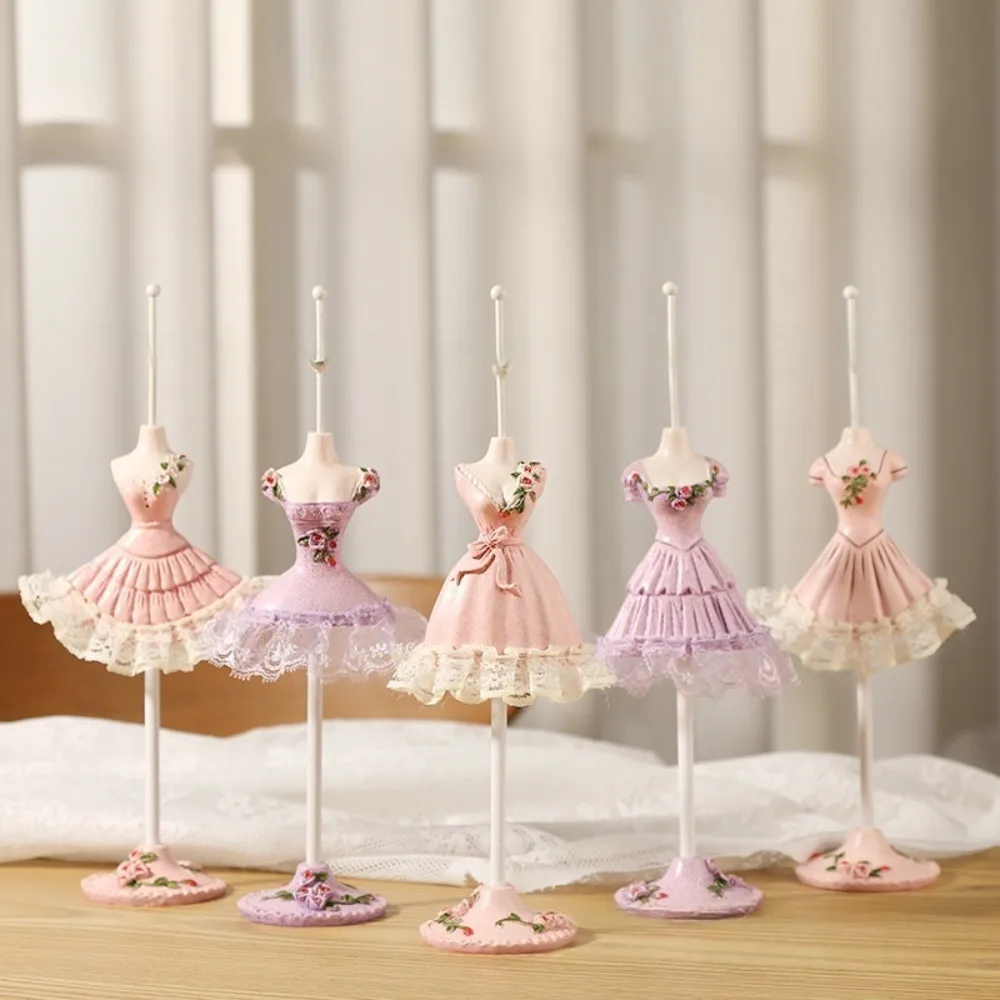 

Organizer Rack Dress Model Jewelry Display Rack Princess Luxury Necklace Mannequin Display Stand Rose Bow