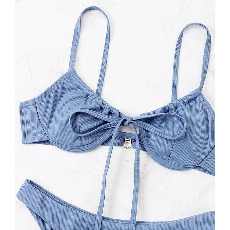 

Однотонный комплект бикини 2025 года — сексуальный купальник с регулируемым завязками, пляжная одежда премиум-класса для женщин (bikinis de mujer / купальник)