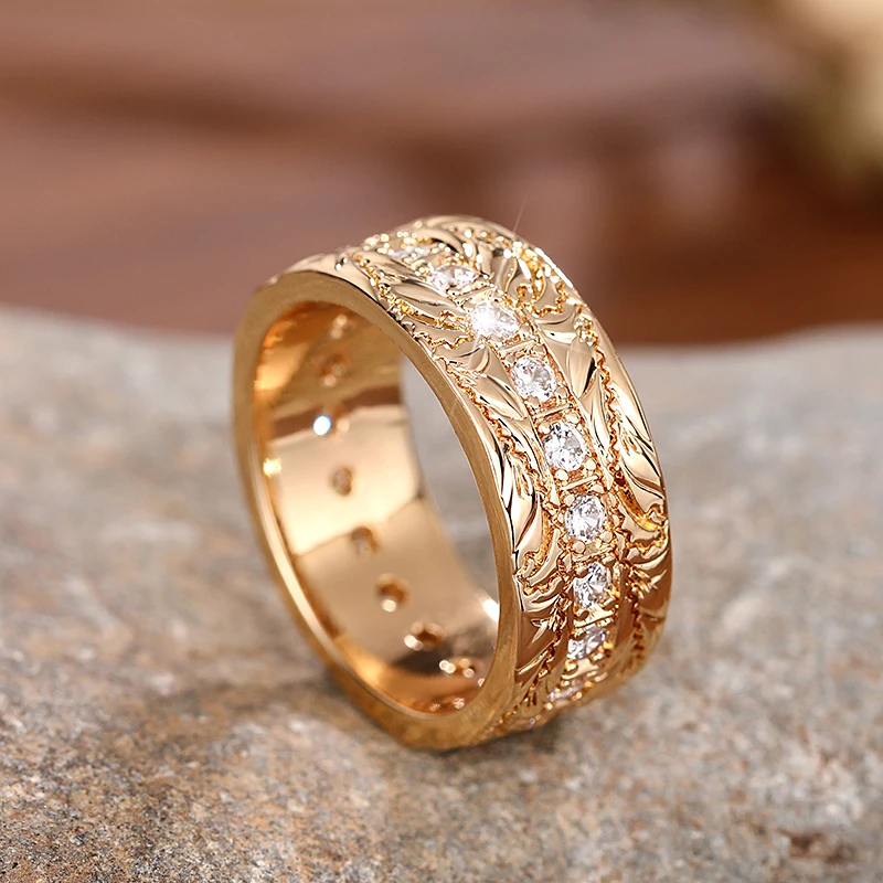 Huitan Newly Designed Women Finger Rings with White/Blue CZ Engraved Pattern Unique Female Rings Wedding Party Statement Jewelry
