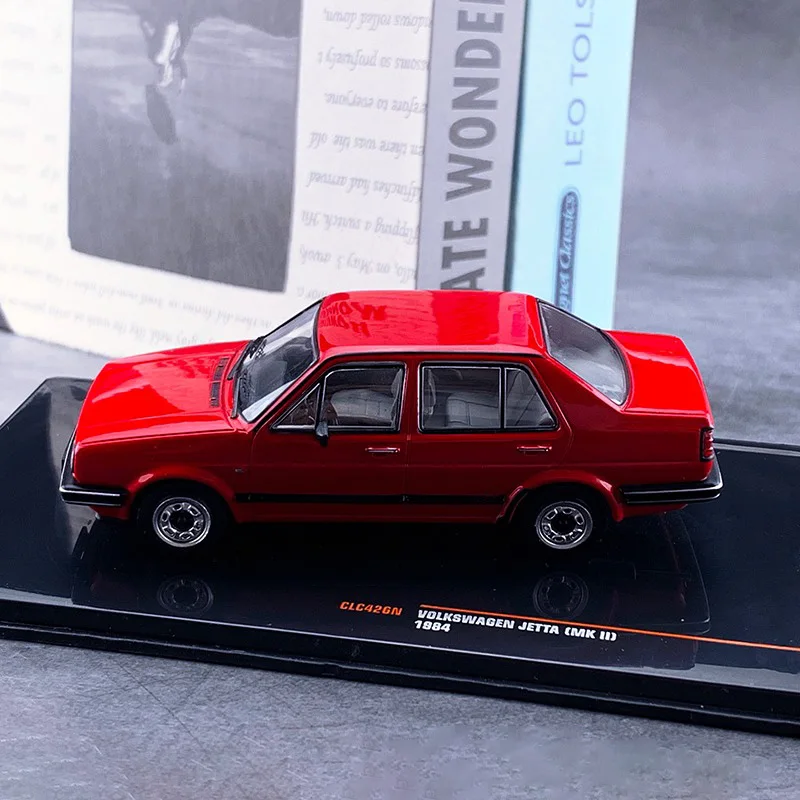 IXO 1:43 Scale Jetta MKII 1984 Alloy Classic Car Model Ornaments