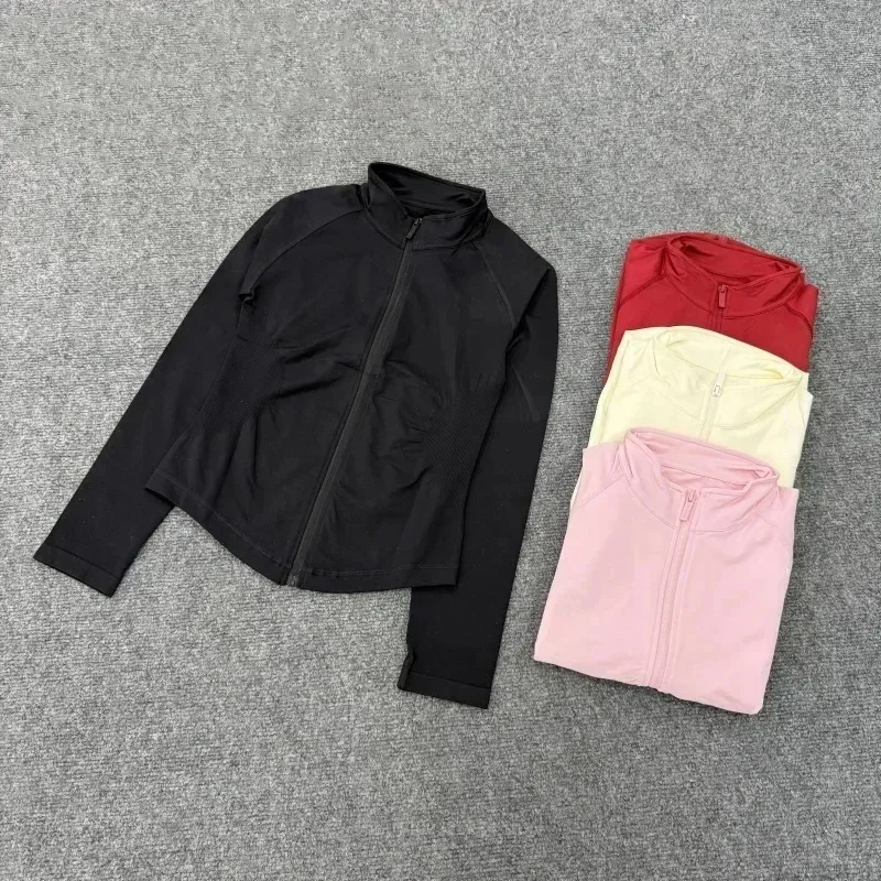 Nuovo cappotto da yoga DF Giacca sportiva corta Abbigliamento fitness da DONNA Giacca da yoga con cerniera per scolpire il corpo dimagrante con logo