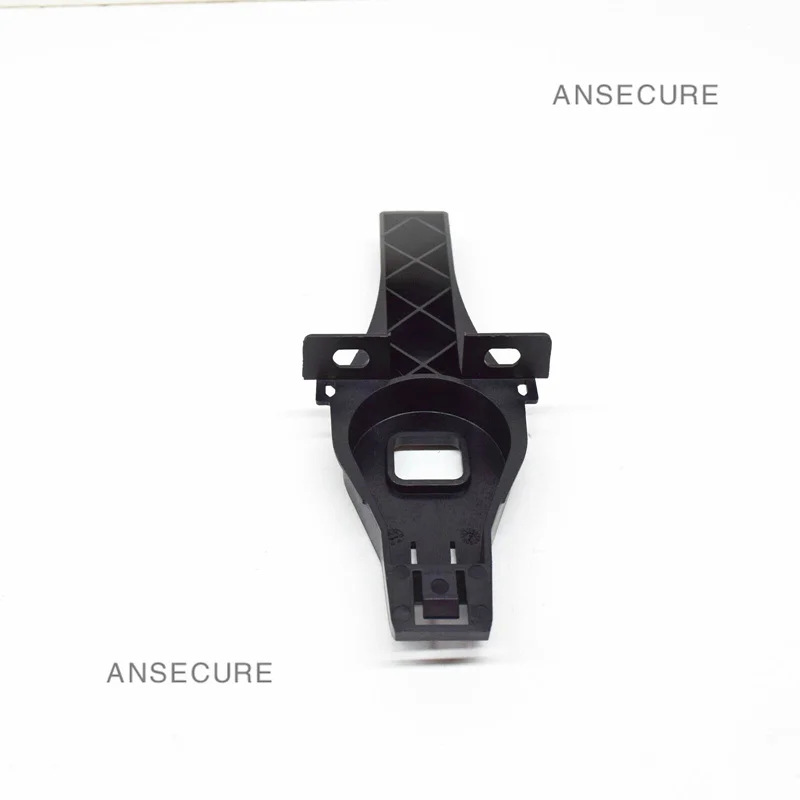 Original  Engine Cooler Coolant Regulator Support  Bracket Clip For  Audi Q3 2012-2018 RSQ3  8K0805201A