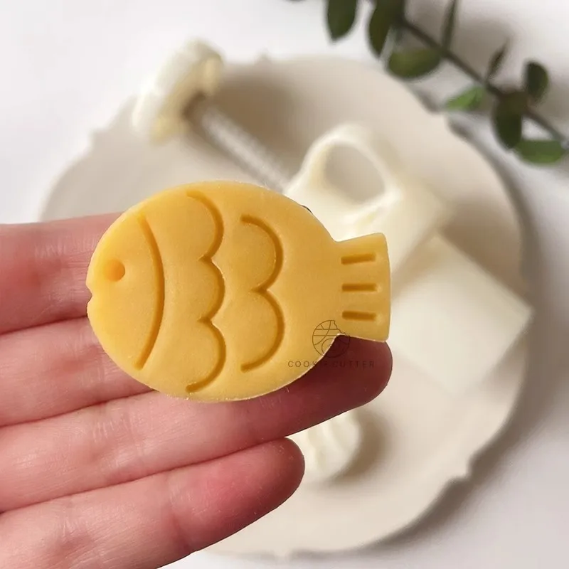 20g 30g Mini Mooncake Pressed Mould Cute Fish Pattern Animal Shape Cookie Pastry Stamp DIY Fundant Cake Decoration Tool Bakeware