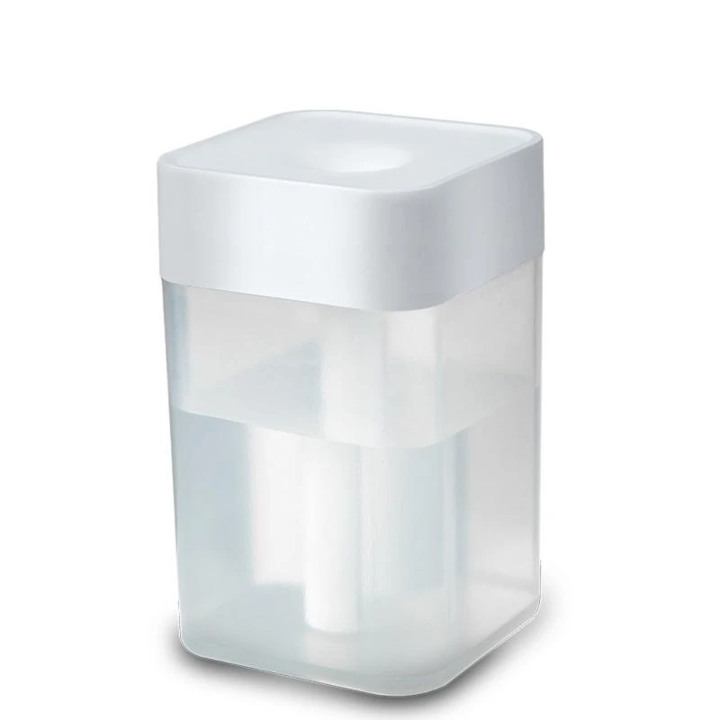 

5V USB Humidifier with Color Cycling Lights Small Air Humidifiers 220ml and Quiet for Travel and Desk Use