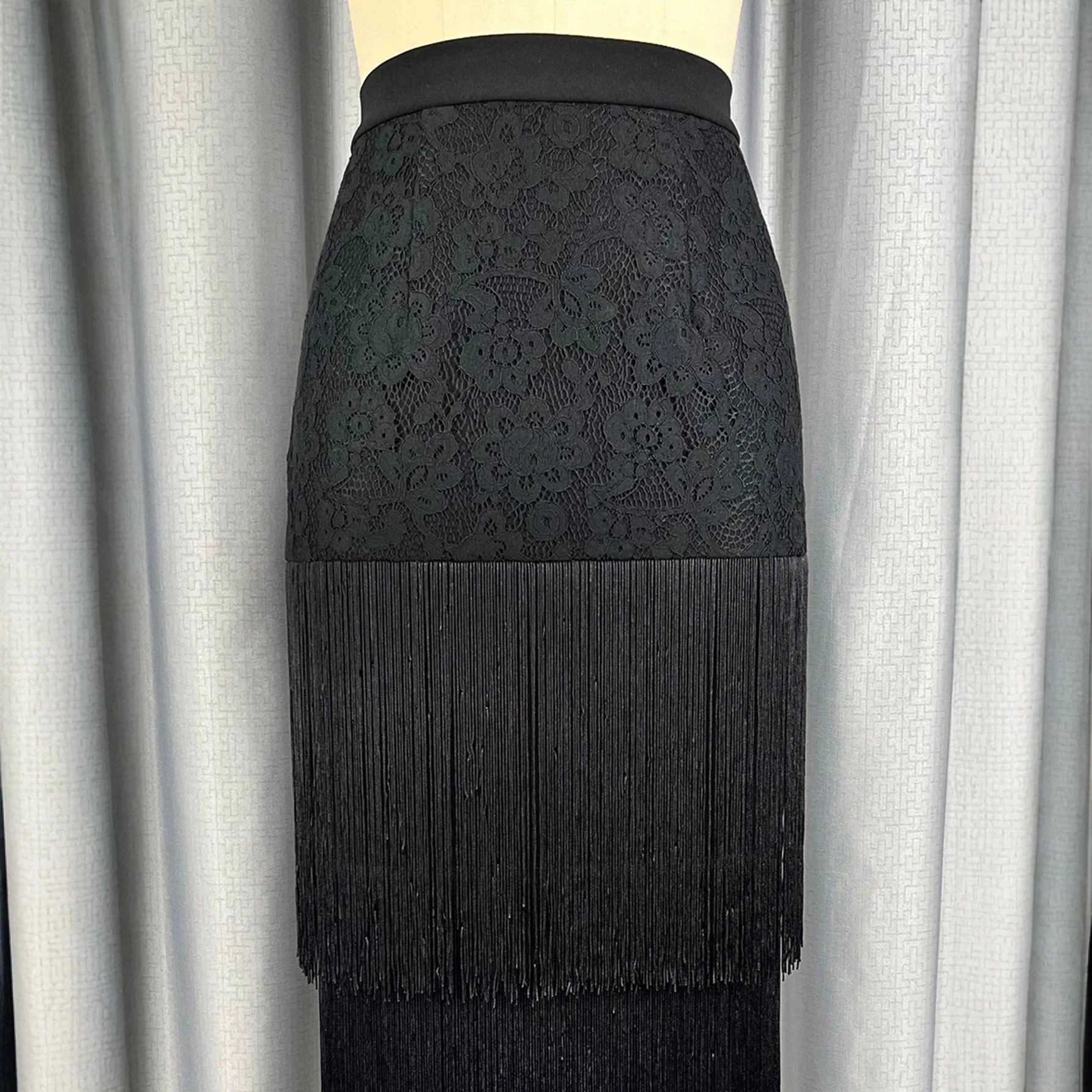 Plus-size Women's Lace And Tassel Patchwork Body Skirt High-waisted Mid-length, Elegant Party Skirt Robe Clothing Beach