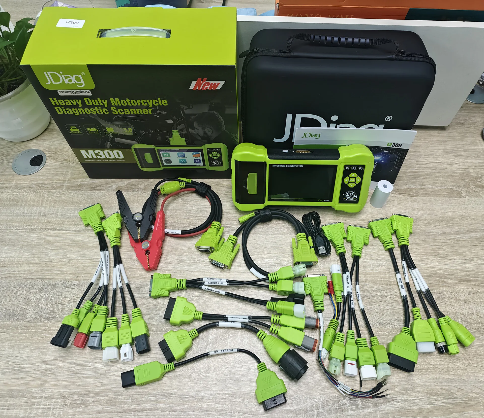 2025 JDiag M300 Obd2 ماسح ضوئي تشخيصي للدراجات النارية - تشخيص ABS والمحرك لسيارات BMW وYamaha وHarley-Davidson وHonda و Ducati ​