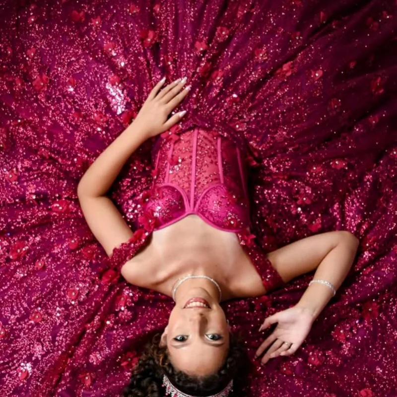 

Блестящее розовое платье Quinceanera, кружевное платье с кристаллами и блестками, 3D цветочная наклейка, длинный хвост, платья de 15, Quinceanera ﻿ Индивидуальный