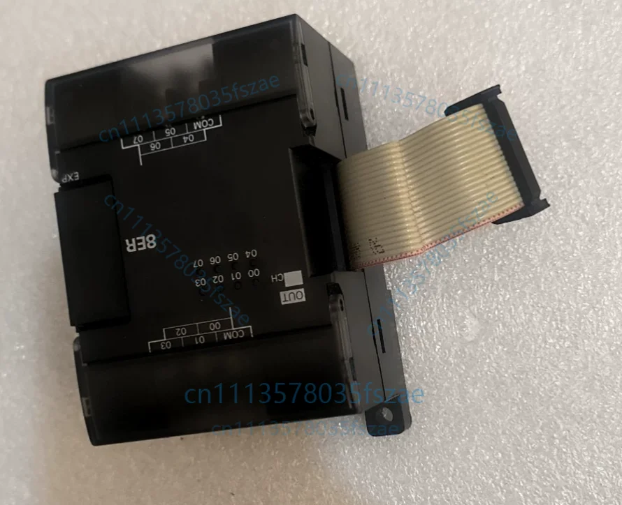 Accessories 1pcs plc expansion module cp1w-8er, 220v input, 8 points expansion