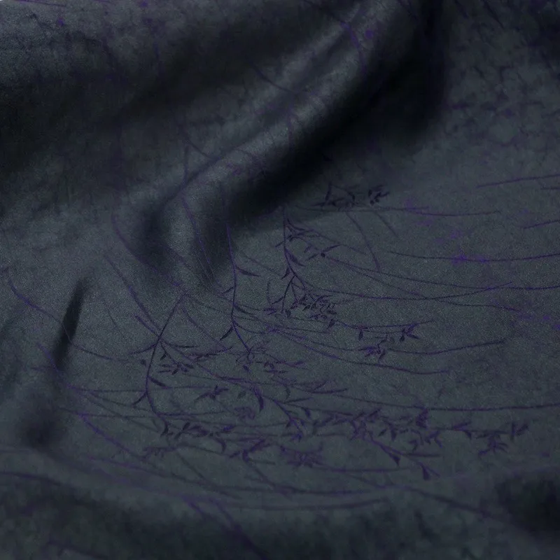 Flower and grass pattern plain satin jacquard silk fabric traditional ancient method Xiangyunsha