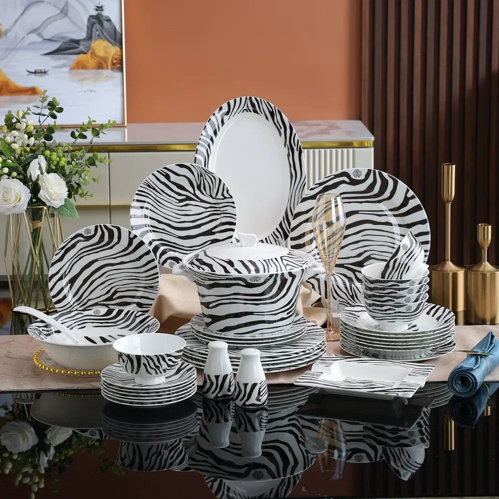 

Zebra-Print Ceramic Plate and Bowl Set Cutlery Set Christmas Salad Dessert Bone China White Plate Kitchen Plate Round Tray