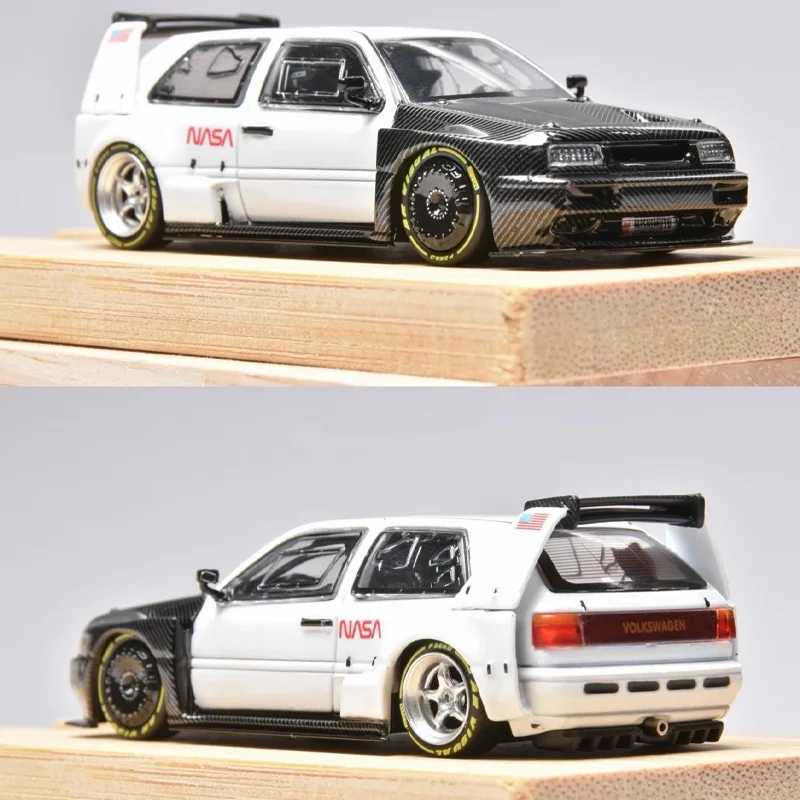 Model Rhino 1/64 Golf 3 X F40 LM „NASA” Zabawka ze stopu Pojazd silnikowy Odlewany metalowy model