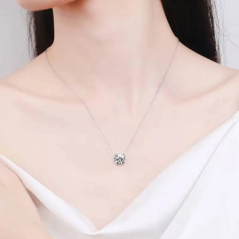 JoiasHome S925 Sterling Silber Moissanit-Halskette für Damen, einfache Halskette mit vier Krallen-Anhänger, klassischer Luxus-Schmuck – Detail 11