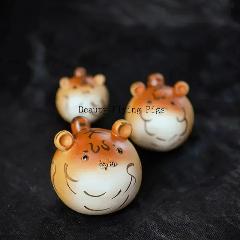 Yixing handmade purple clay tea pet zodiac tiger animal sculpture crafts tea set decoration accessories