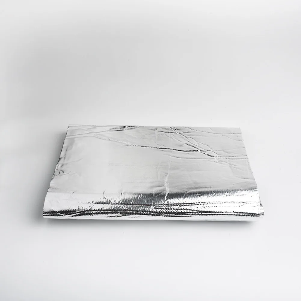 Car Engine Hood Insulation Mat with Fire Resistance Properties for Reducing Radiant Heat and Enhancing Acoustic Isolation