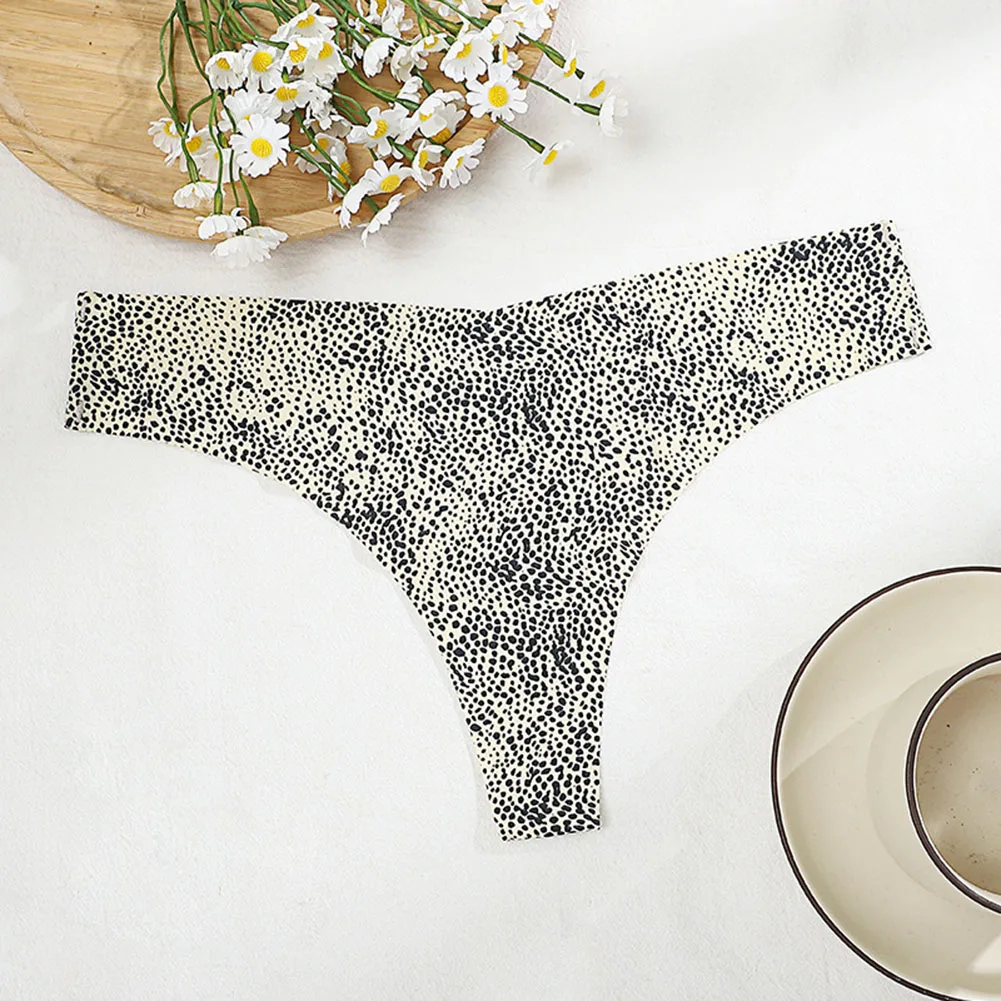 Sexy Leopard Pattern Women Thong Panties Low‑Waist V‑Shape Cut Soft Stretchy Skin‑Friendly Fabric Breathable Seamless Briefs