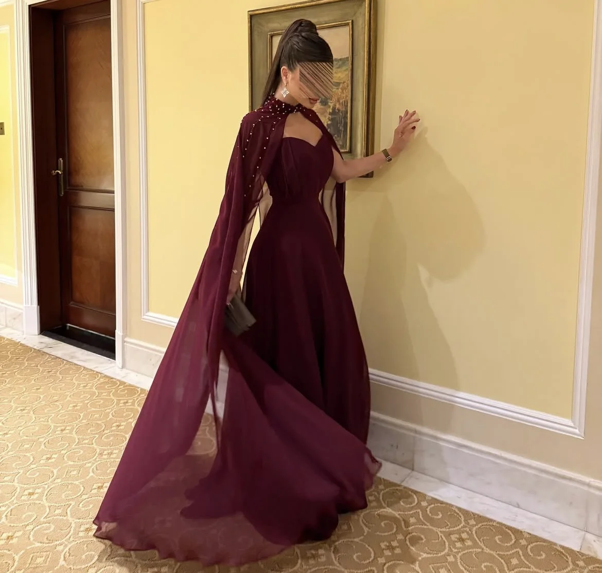 فستان سهرة رائع في المملكة العربية السعودية فساتين حفلات شيفون عنابي كريستال لامع مع فستان حفلات مطرز بالخرز