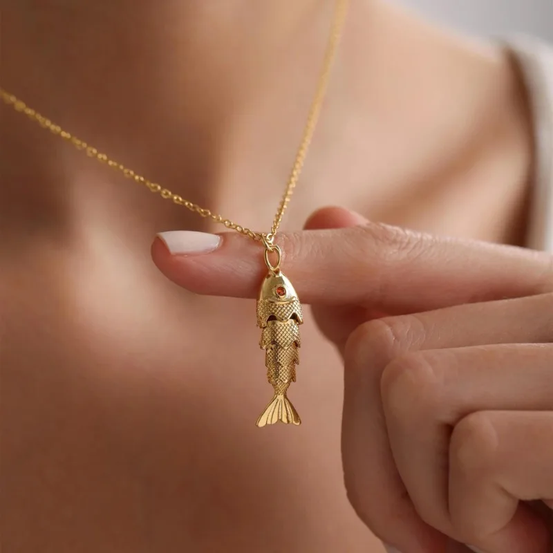 Movable 3D Articulated Fish Necklace, Pave Fish Pisces Sea Lover Pendant Necklaces for Women, Everyday Jewelry Gifts for Her