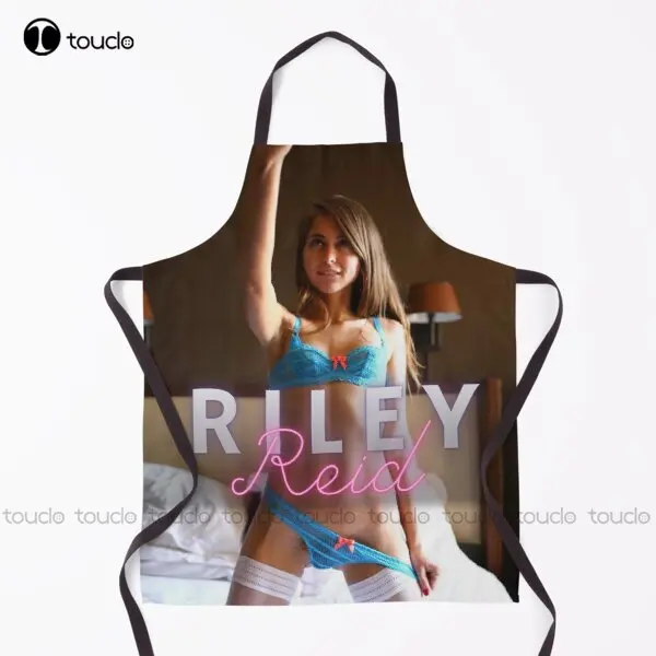 Riley Reid Sexy Photograph Apron Work Apron For Women Men Unisex Adult Garden Kitchen Household Cleaning Custom Apron New