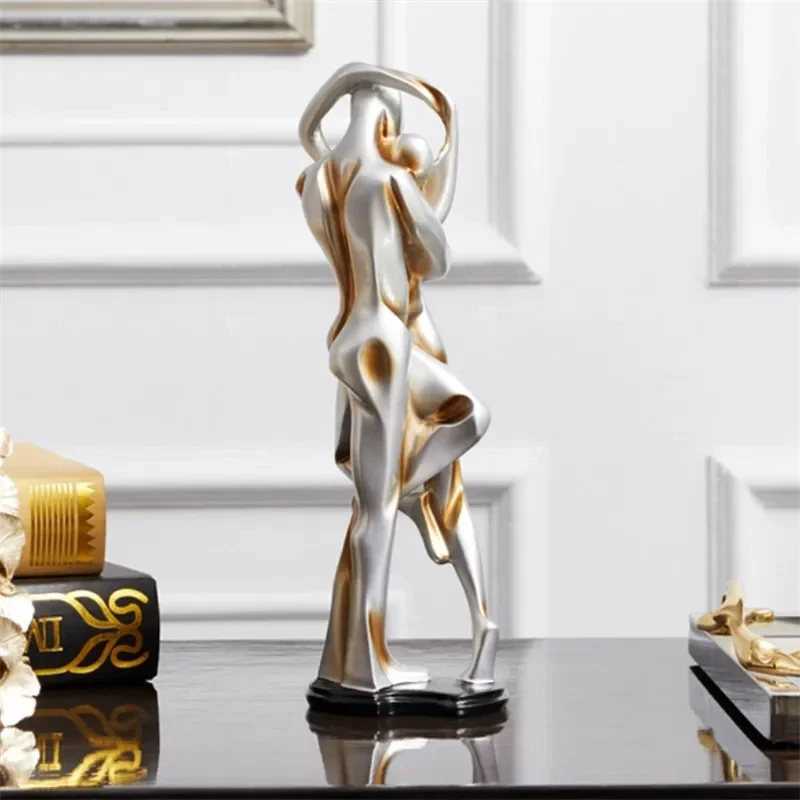 Creative Wedding Gift Hug Dancer Vintage Silver Home Decor Resin Model Abstract Sculptures Living Room  Wine Cabinet Decoration