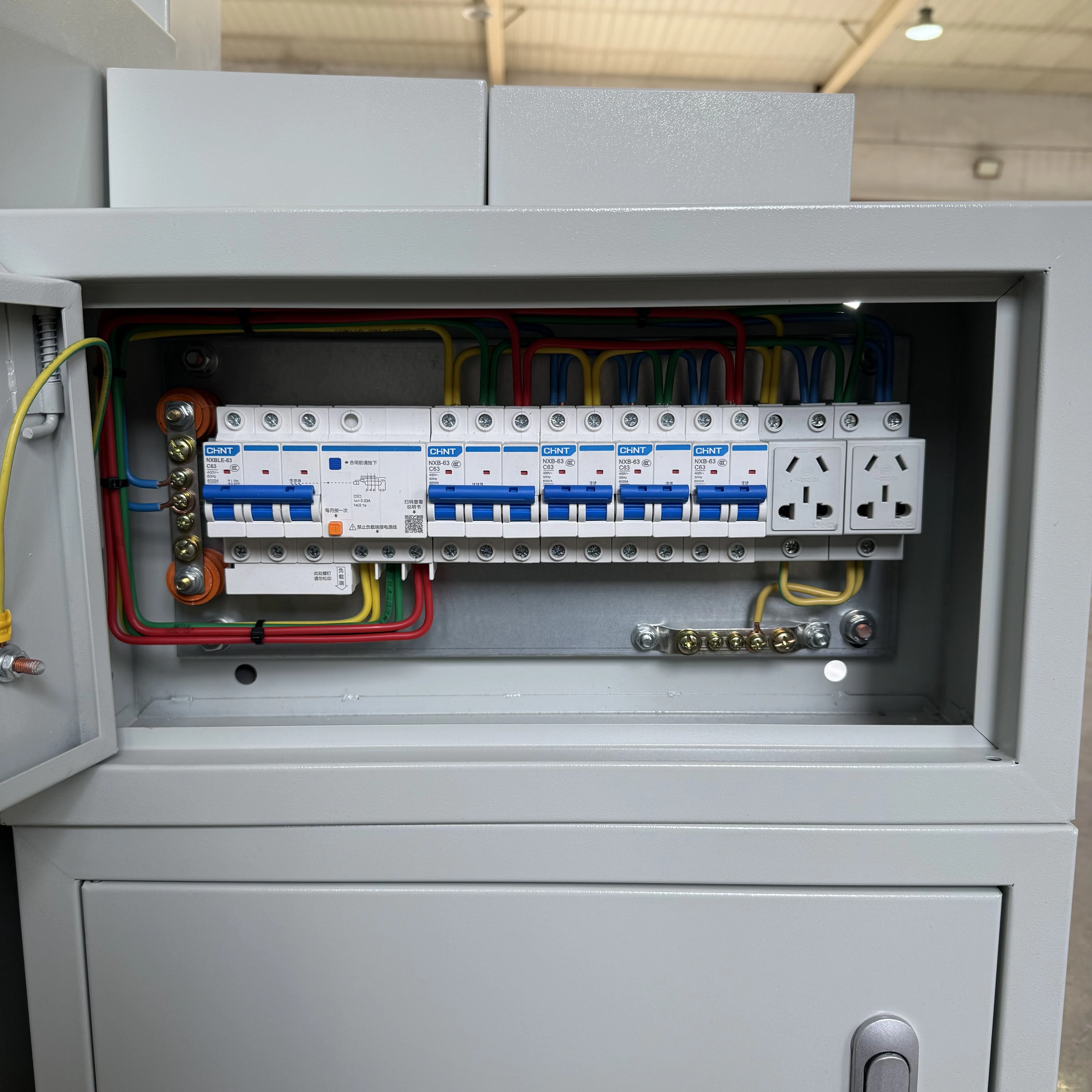 IP65 Waterproof Metal Electric Enclosure 380V Low Voltage Power Distribution Box 225A Wall Mount Industrial Switchgear 3PH - view 4