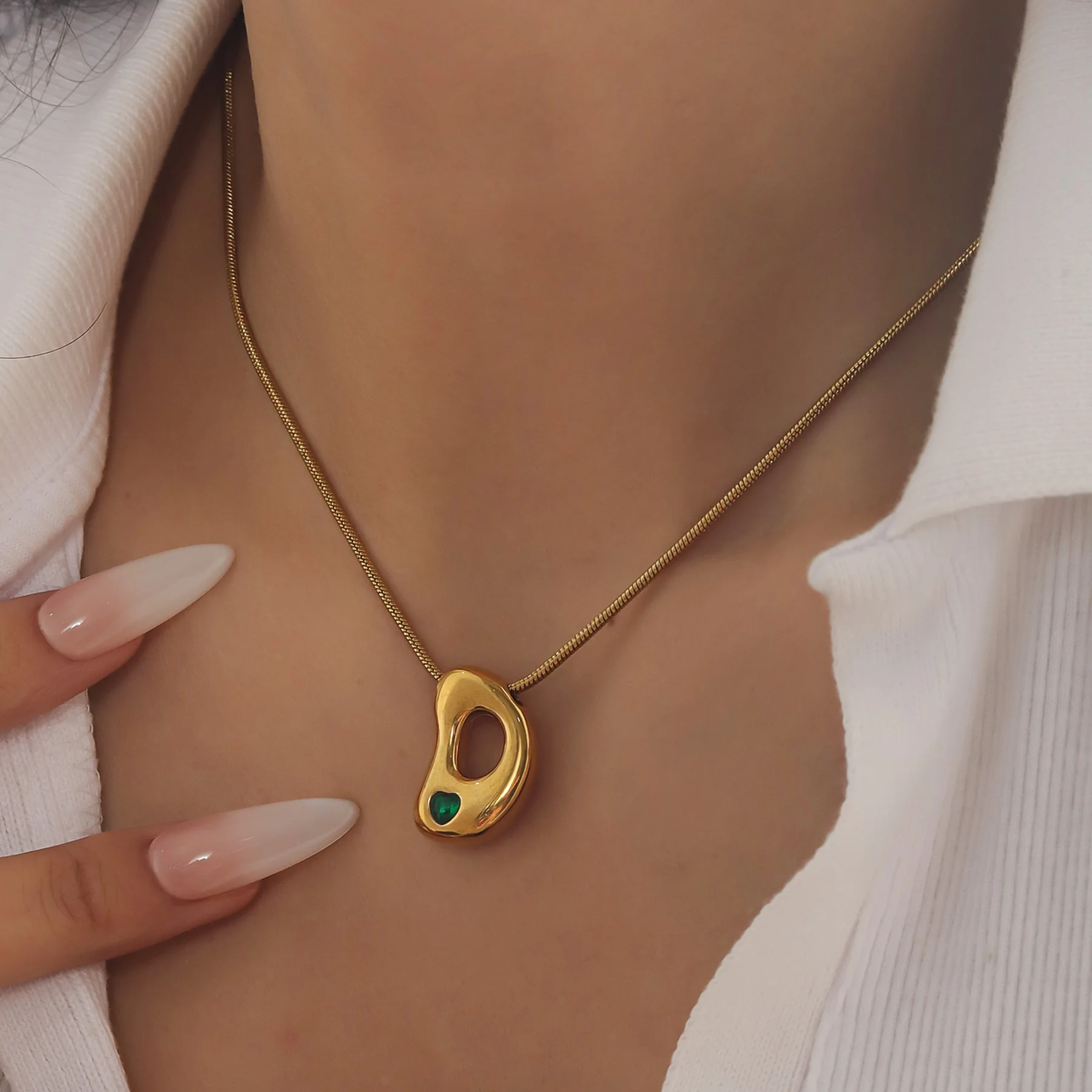 Personalisierte Initialen-Halskette mit Bubble-Alphabet aus Edelstahl, Geburtsstein-Anhänger, Zarte Schlangenkette, Geburtstagsgeschenk für Frauen – Detail 7