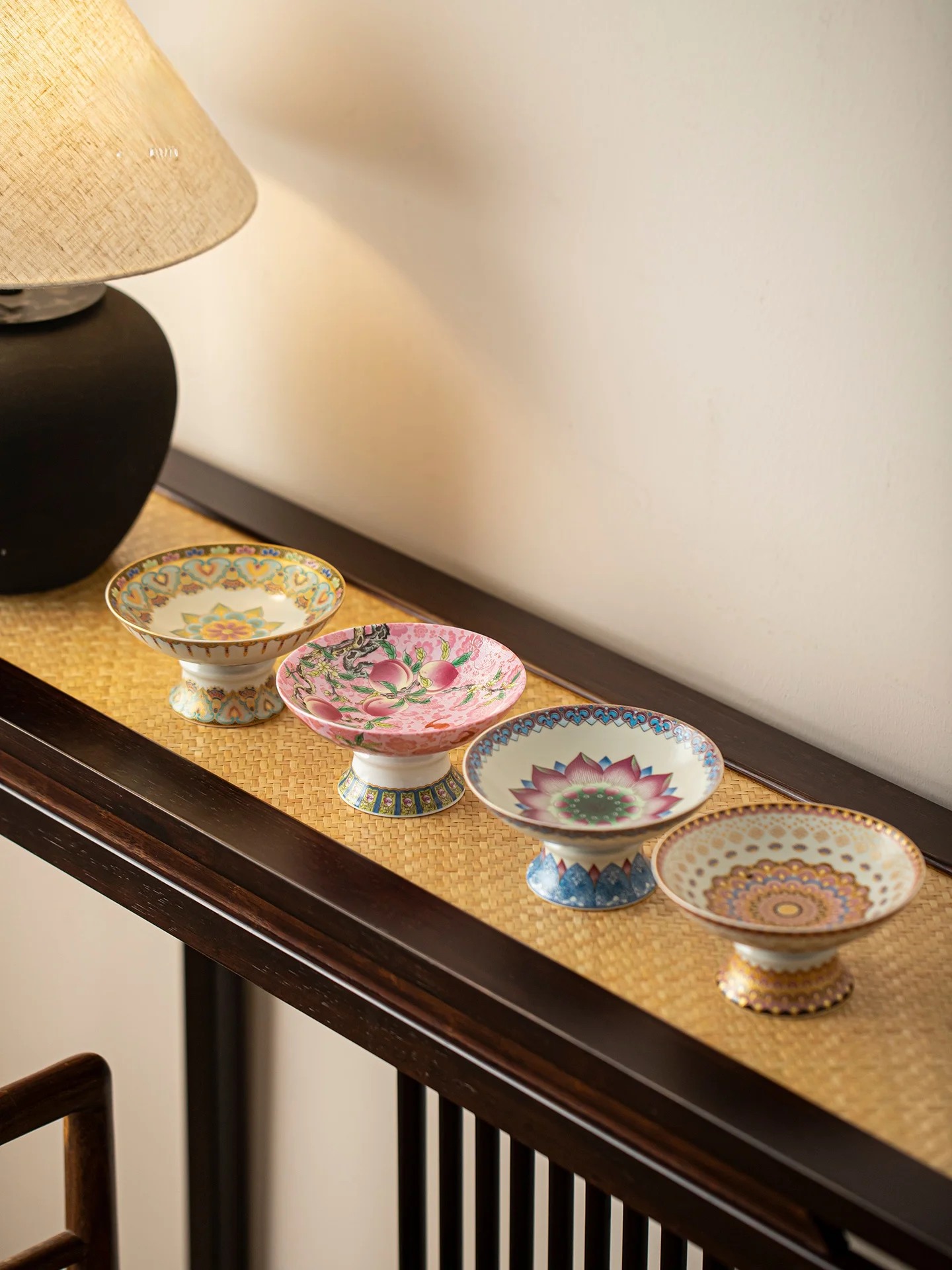 

Ele Chinese Sle High Legged Fruit Tray Tea Table Sna Di Precise High Aesthetic Value Dried Fruit Snas Display Tray