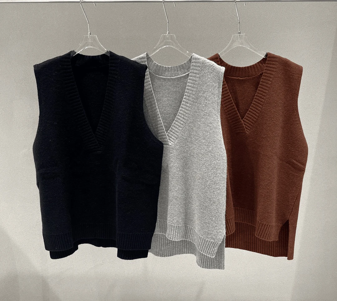 루즈핏 브이넥 여성 니트 베스트 2024 가을 패션 단색 중간 길이 한국 스타일 다용도 아우터 탑