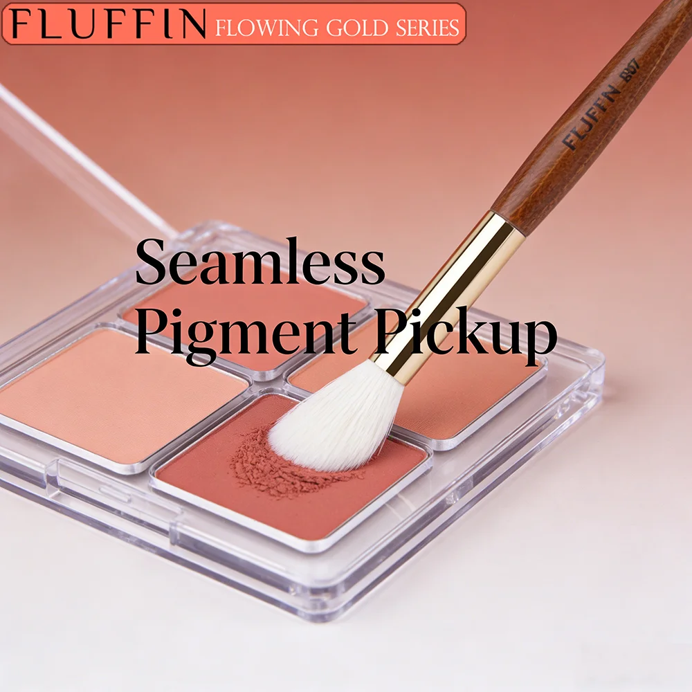 Pennello per fard piccolo Pennello per fard in polpa di pelo di capra con punta fine per capelli naturali Selezionato per pennello per trucco per scolpire fard di precisione