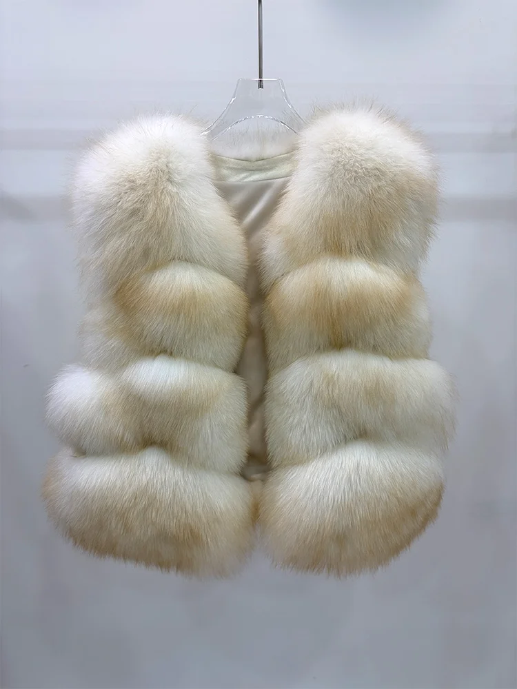 2026 New Women's Fluffy Real Fox Fur Sleeveless Vest Natural Fur Waistcoat Luxury Outerwear Jackets