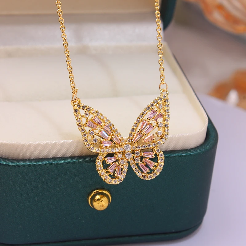 New Sight Fashion Accessories Crystal Butterfly Pendant&necklaces for Women Elegant Zirconia Chain Choker Necklaces