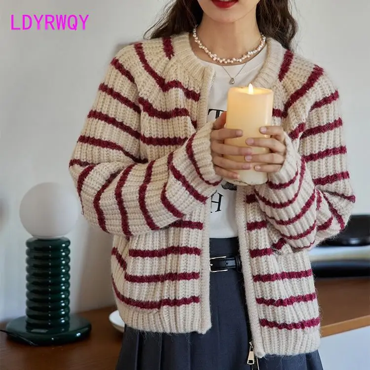 Striped double zipper thick thread sweater jacket women's short autumn and winter new French vintage knit cardigan trend