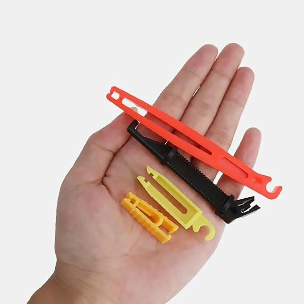 

4Pcs Car Fuse Puller Tool Medium Small Size Automotive Relay Extractor Electrical Fuse Removal Repair Kit Packing Puller Tool